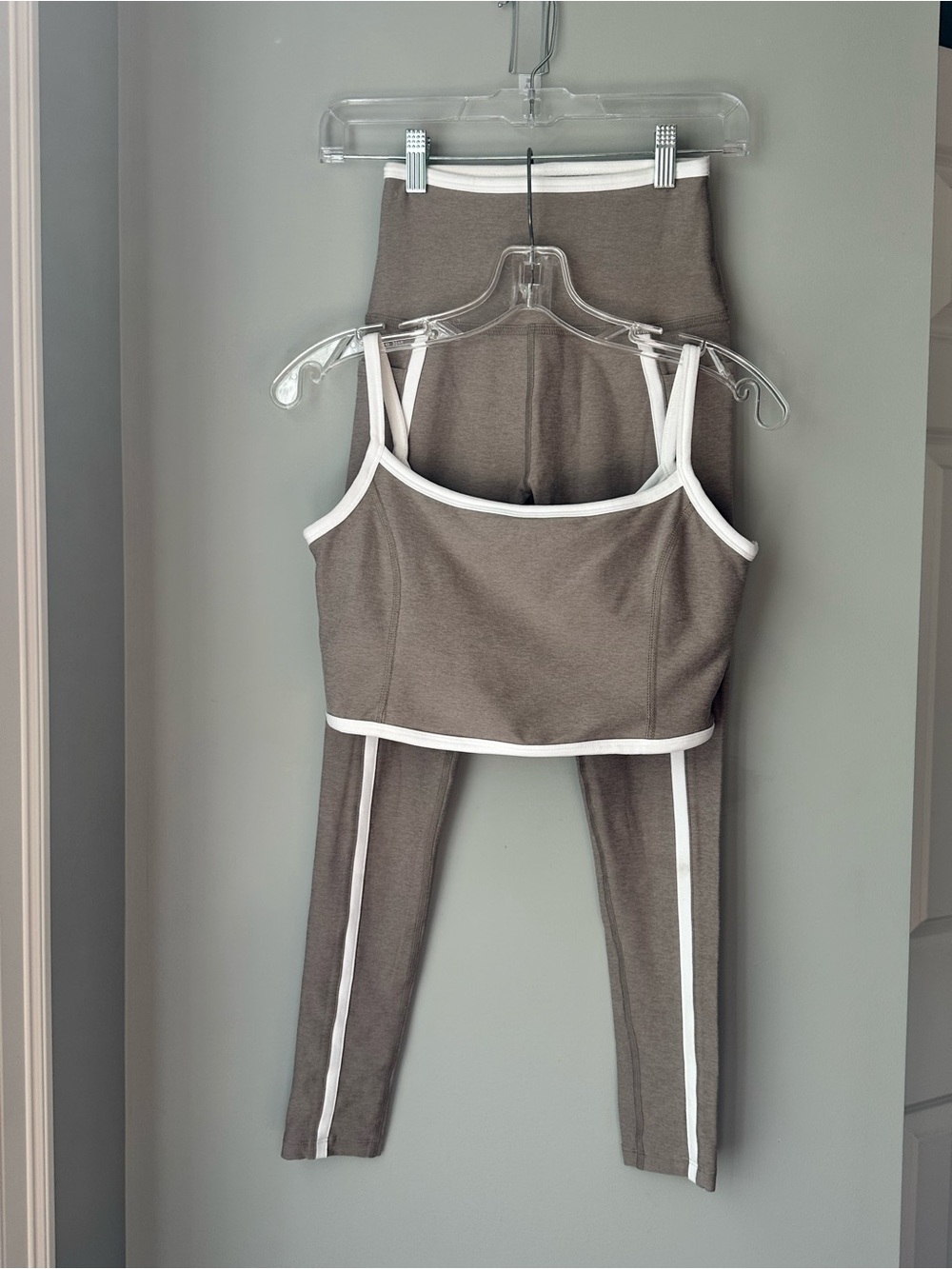 Beyond Yoga Spacedye 2 Piece Set Tank Medium & High Waisted Midi Leggings Small - Picture 6 of 16